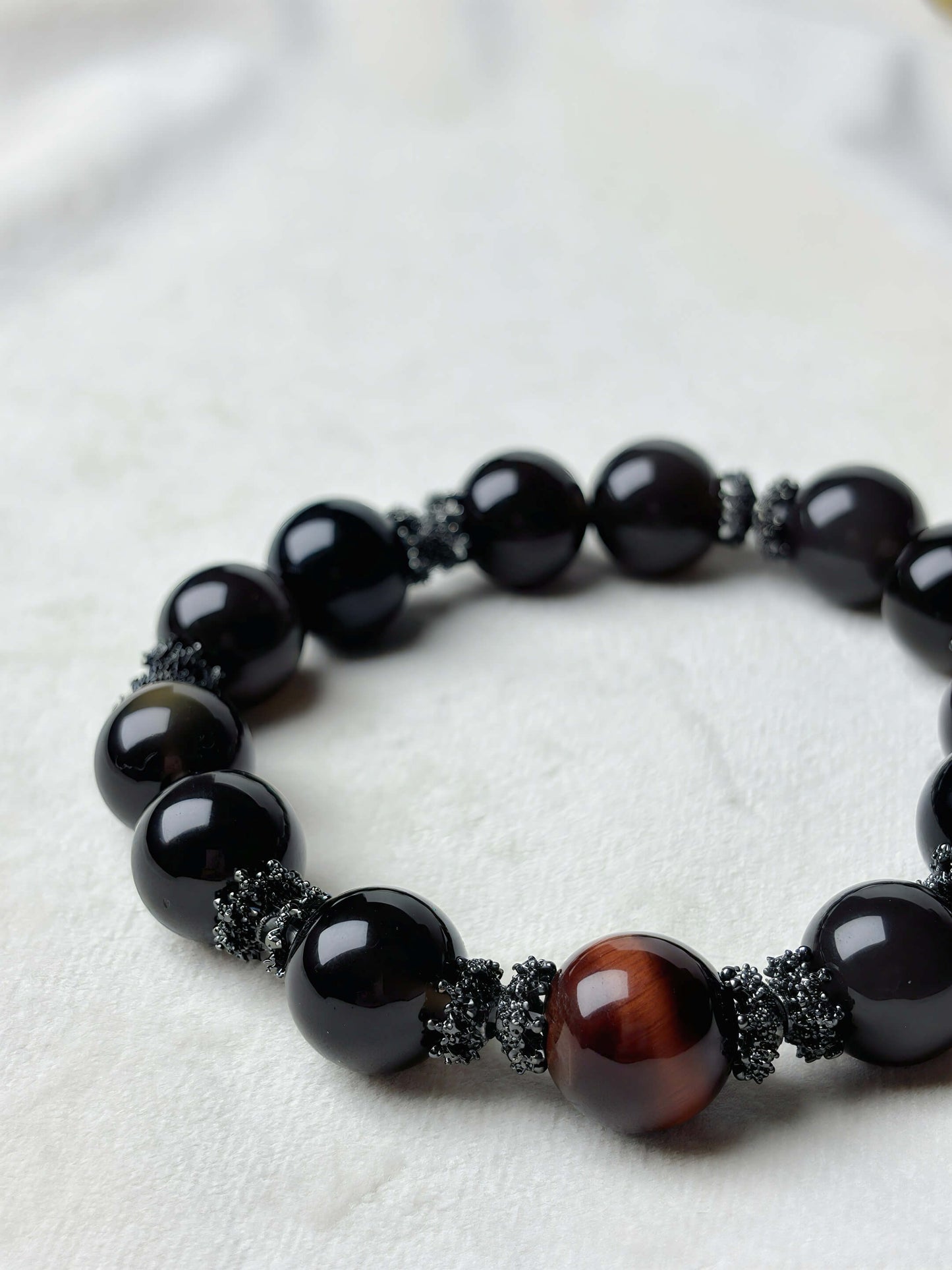 Black Obsidian – Energy Shield & Grounding Crystal Bracelet (Obsidian & Red Tiger’s Eye)